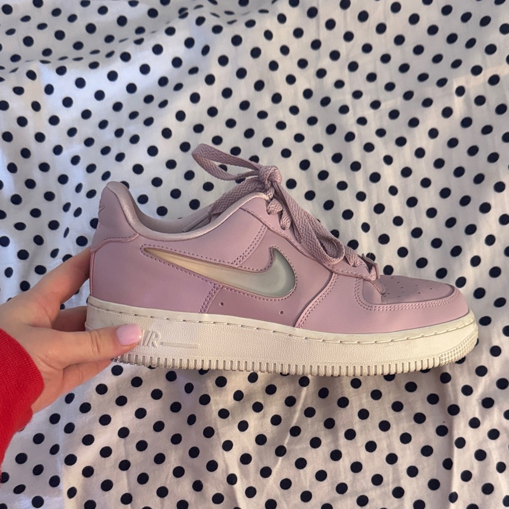 Nike Lavender Low-Top Sneakers